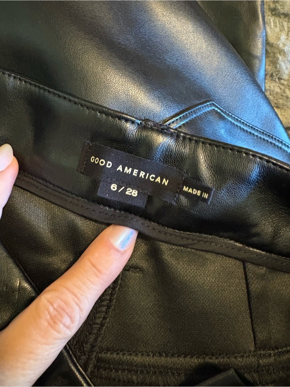 Good American Better Than Leather Faux Leather Straight Pants Black Size 6 0904 - Picture 2 of 9